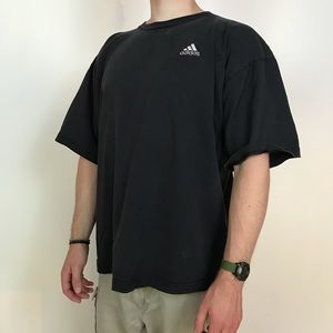 (Vintage) Black Adidas embroidered logo t-shirt